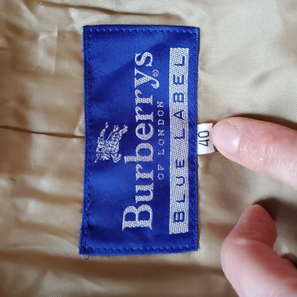 Vintage Burberry wool coat - Picture 6 of 16